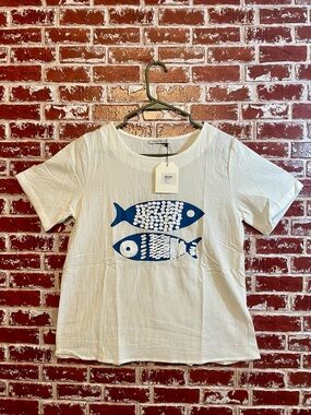 NWT Cellabie Fish Graphic Tee. Coastal Grandmother Beach Core Nautical. Size M